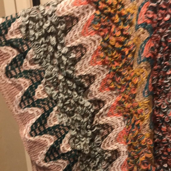 Poncho Style Cover with Pockets - Picture 2 of 6